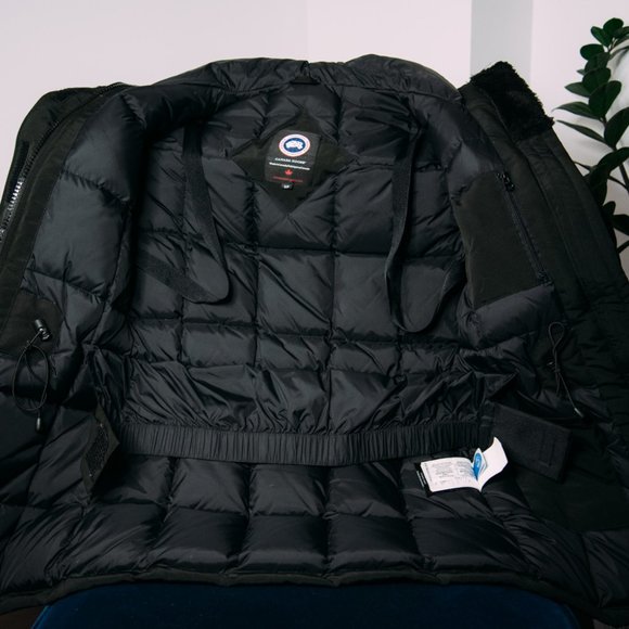 Canada Goose Winter Coat, Expedition Line Like New - Picture 7 of 10